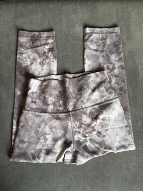 Lululemon Align High Rise Crop - 21”